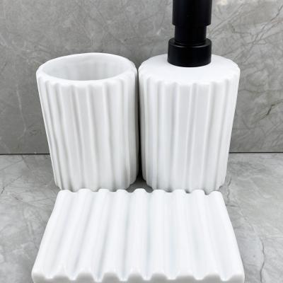 bathoom set 