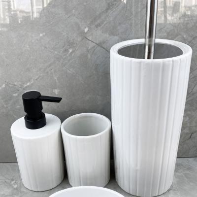 bathoom set 
