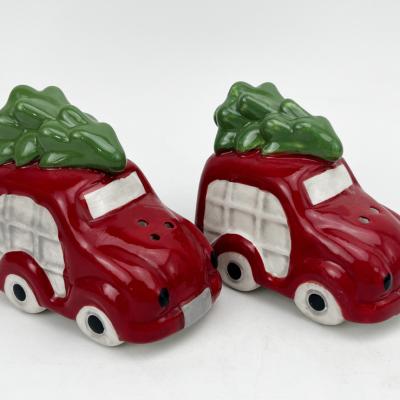xmas car salt n pepper