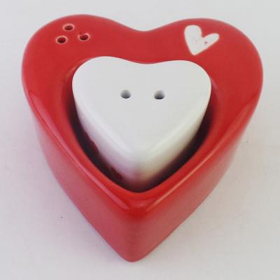 heart shape salt n pepper