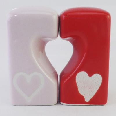 heart shape salt n pepper